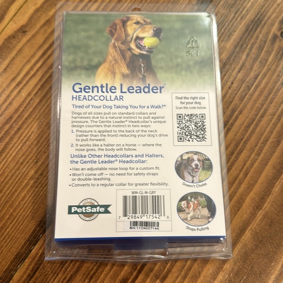 Gentle Leader Headcollar - Picture 2 of 3
